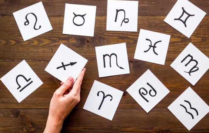 Astroloji & Burçlar Fenomenleri İle Astroröportaj!
