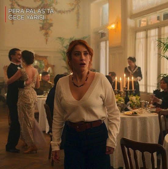 Yerli Bilim Kurgu “Pera Palas’ta Gece Yarısı” ile Zamanda Yolculuğa Çıkmaya Hazır Mısın? Sıkı Tutunun, Geçmişe Dönüyoruz!