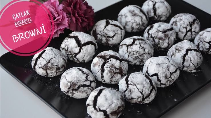 Görüntüsüyle Yürekleri Çatlatan Çatlak Browni Kurabiye Tarifimi Veriyorum! 🍪🎉
