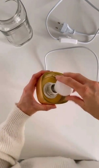 Cam Nescafe Kavanozundan Lamba Dekorasyonu Yapmak