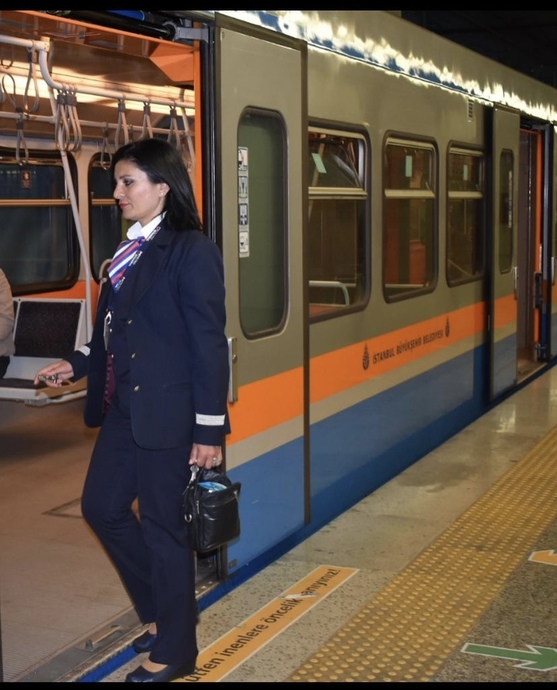 Kadın Makinist? O da Var: Makinist Serpil Çiğdem’in İlham Verici Yeraltı Yolculuğu 🚇🚆