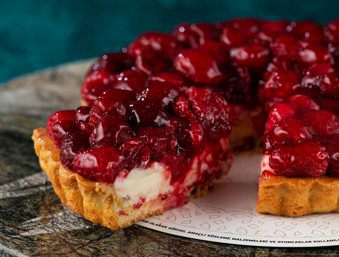 Yemeye Doyamayacaksınız: Bugün Ahududulu&Beyaz Çikolatalı Tart Yapıyoruz!