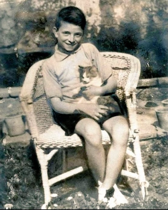 Zeki Müren