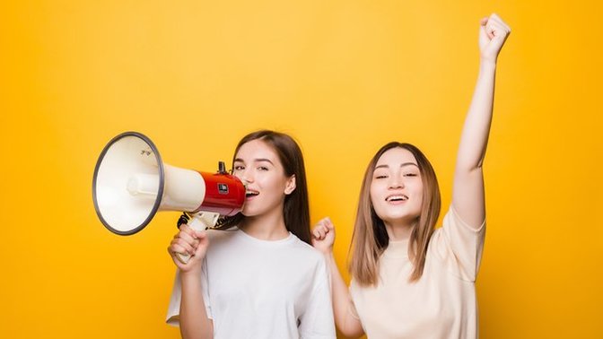 Mart  Ayının Yıldızları Belli Oldu🤩 İşte Mart  Ayında Instagram'da Parlayan Üyeler ve Soruları!