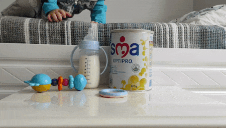 Biberonu kaptık. 🍼
