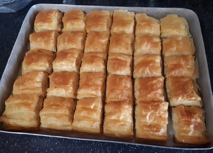 Bayramda Yiyenler Tarifini Soracak: Soğuk Baklava Tarifim