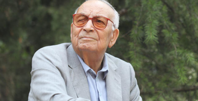 Yaşar Kemal Benim İçin Adaletsizliklere Boyun Eğmemek Demektir !