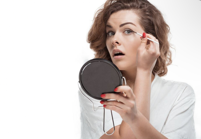 Eyeliner Çekmek Bu Üç Madde ile Artık Çocuk Oyuncağı!
