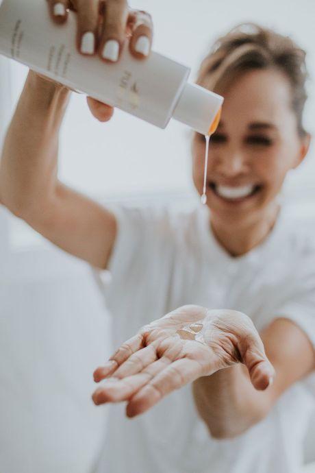 1 Haftalık Tatile Giderken Yanımıza Almanız Gereken Bakım Ürünleri Neler? ☀️