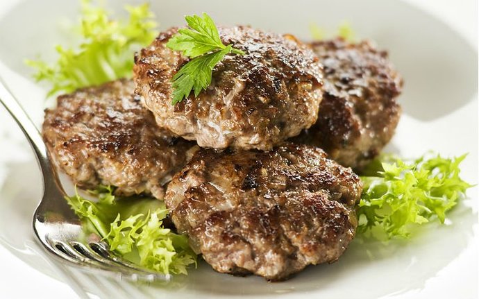 Lezzetli Köfte Yapmanın Püf Noktalarını Açıklıyorum!