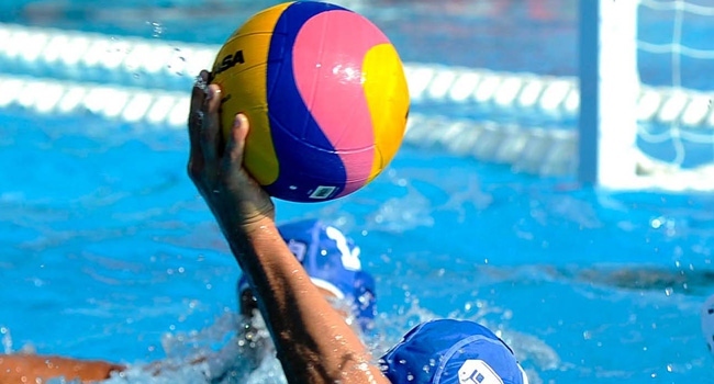 Size Futbolu Unutturacak Bir Spor: Su Topu Oynamak!