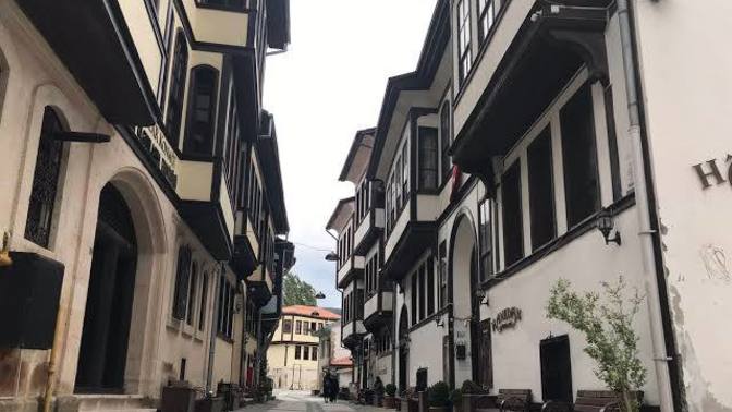 1 Türkü 1 Hikaye "Kütahya'nın Pınarları"
