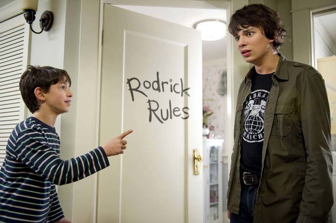 Saftirik Gregin Günlüğü: Rodrick Kuralları Film Analizi!