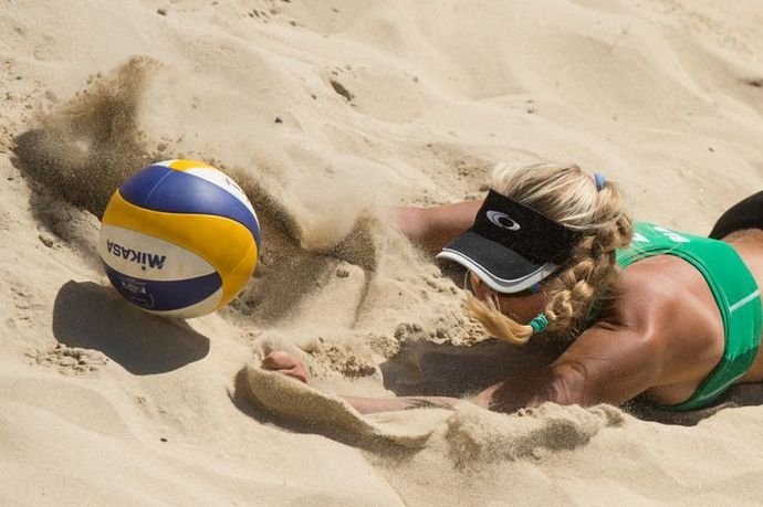 Sahilin En Havalı Yaz Sporu: Plaj Voleybolu!