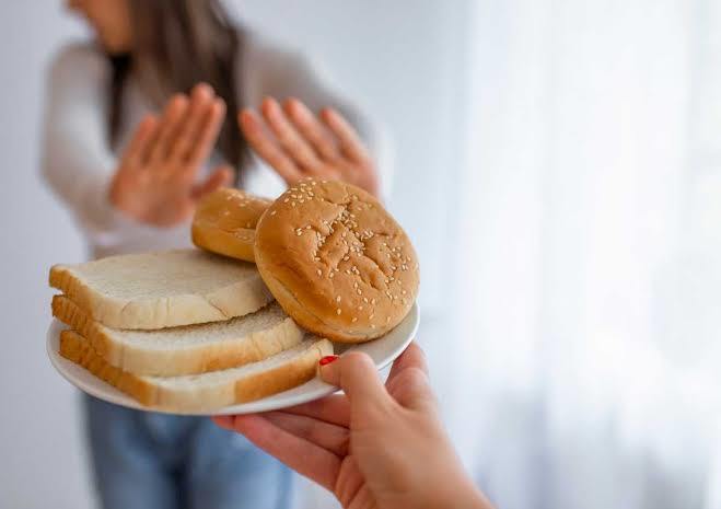 En Glutensiz Lezzetler: Tavuklu Göbek Salata ve Patates Püreli Güveç!