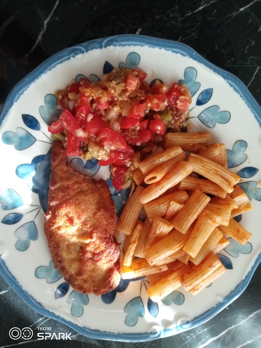 Hem Hafif Hem Lezzetli: Közlenmiş Patlıcan Salatası Tarifi İle Geldim 🥰