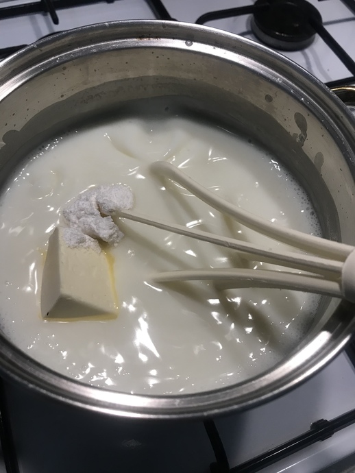 Misafirleriniz İçin Hem Basit Hem Lezzetli: Yalancı Kedidili Pasta!