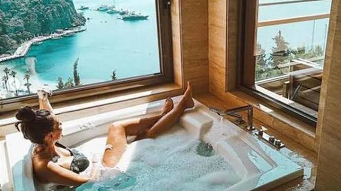 Duş Keyfi Fenomeni ile Yaptığım Röportaj! 🌸