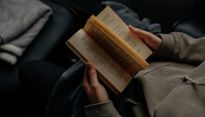 Kitap Okuma Alışkanlığı Kazanmanın Yolunu 4 Madde ile Anlatıyorum