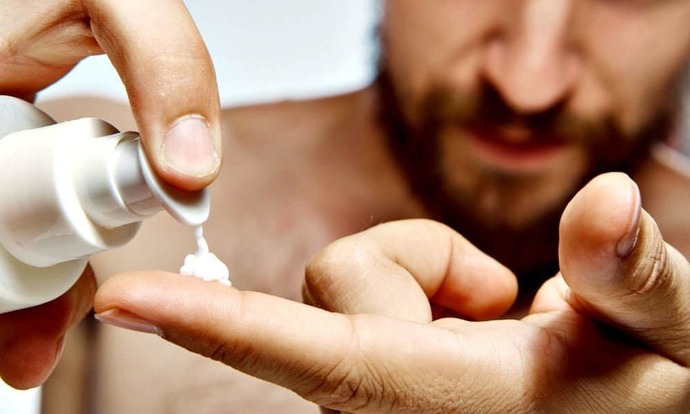 Daha Parlak ve Bakımlı Sakallara Sahip Olmak İsteyen Erkekler için 5 İpucu