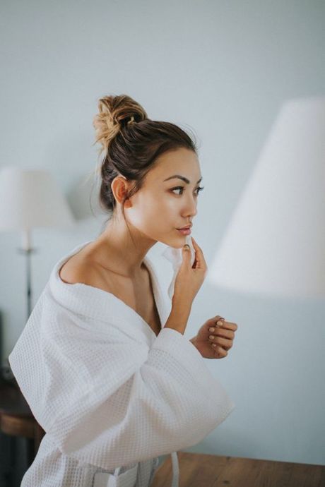 Ciltte Mucizevi Etki Yaratan C Vitamini İçeren Ürünleri Neden Kullanmalıyız, Faydaları Nelerdir?