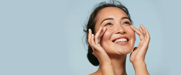 Makyajsız Nasıl Bakımlı Görünebileceğinin Sırlarını Veriyorum