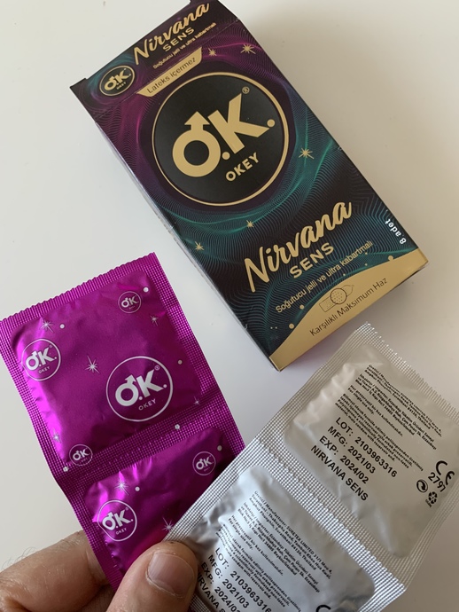 Nirvana Sens, poliizoprenden üretilmiştir, lateks kauçuğu içermez, kokusuz, şeffaf, soğutucu jelli, suya daha uygun.