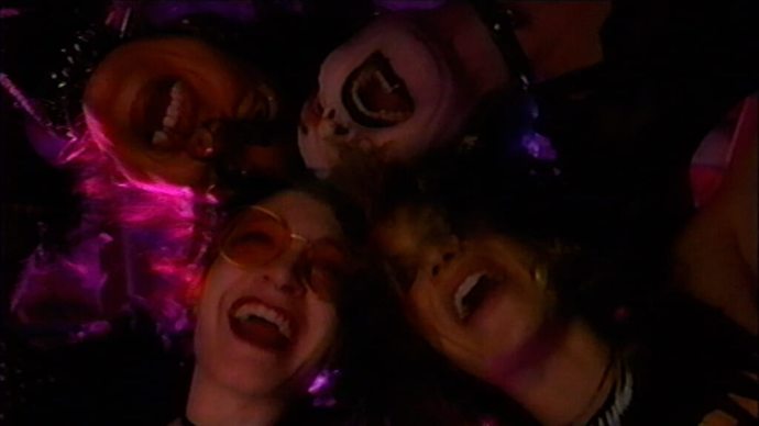 Ev Videolarının Dehşet Görüntüleri: V/H/S/99