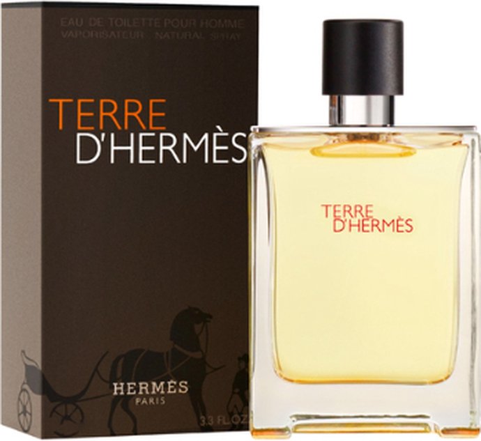 Denemeyenler için: tavsiye edilir.. :) "Terre d'Hermès"