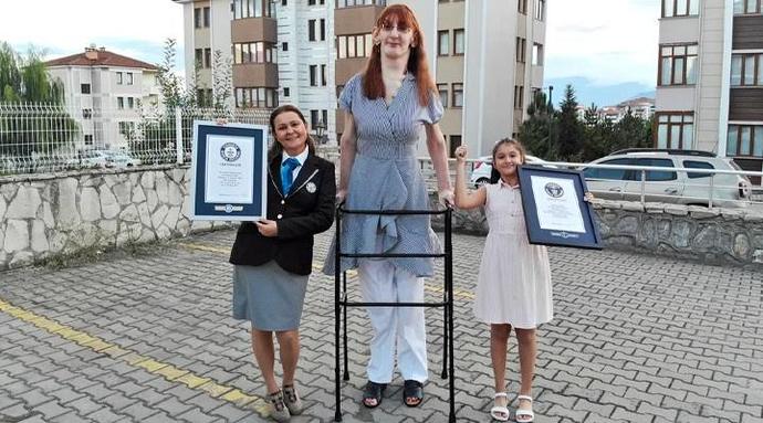 Rümeysa Gelgi ve Gunness Rekoru tescili