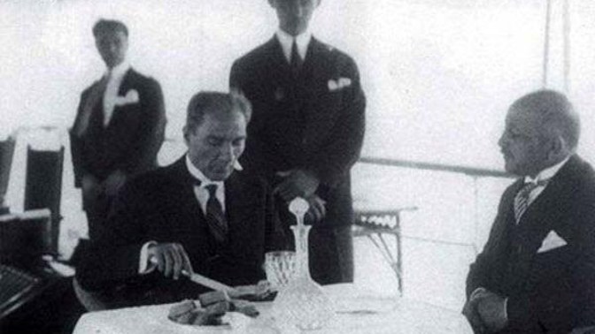 Ulu Önderimiz Mustafa Kemal Atatürk'ün Beslenme Düzeni
