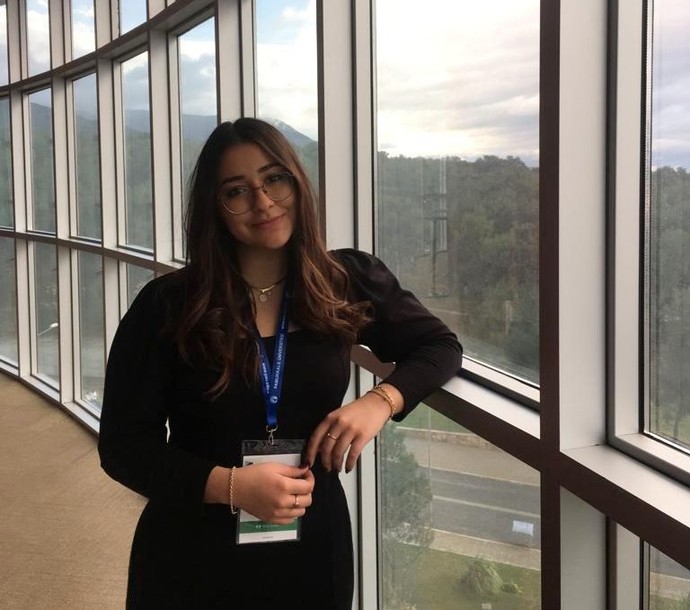 Çalışan Bir Öğrenci Olan KızlarSoruyor Topluluk Editörü Elif Kaymaz, Kariyer Yolculuğunu Anlatarak Gençlere Tavsiyeler Verdi!