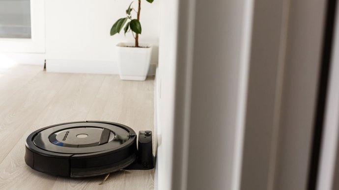Robot Süpürge Evi Daha Güzel Temizliyor
