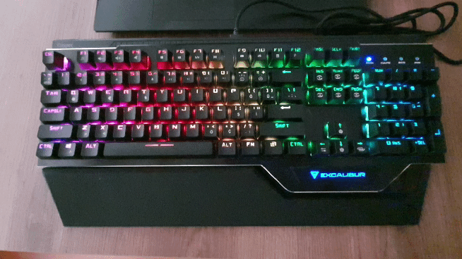 RGB Klavye