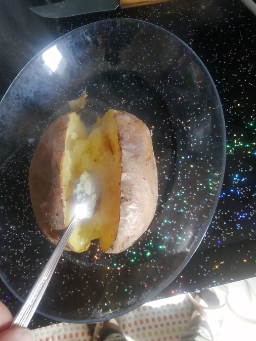 Kısıtlı Malzeme İle Evde Kumpir Yapımı!