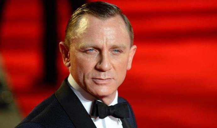 Daniel Craig