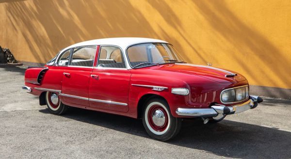 Bu Arabayı Hiç Görmediniz: Tatra 603!