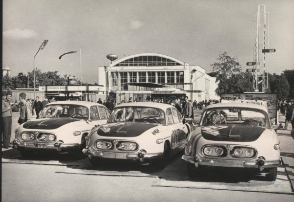 Bu Arabayı Hiç Görmediniz: Tatra 603!