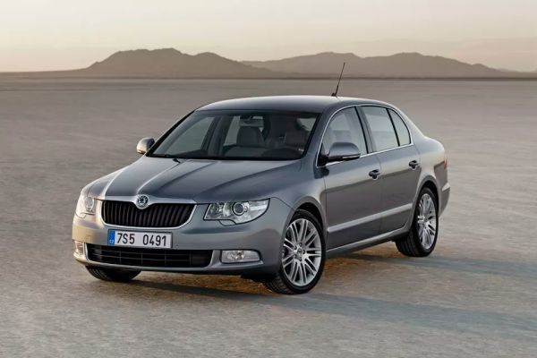 O Bir Efsane: Skoda Superb