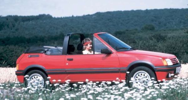 Otoban Faresi Peugeot 205