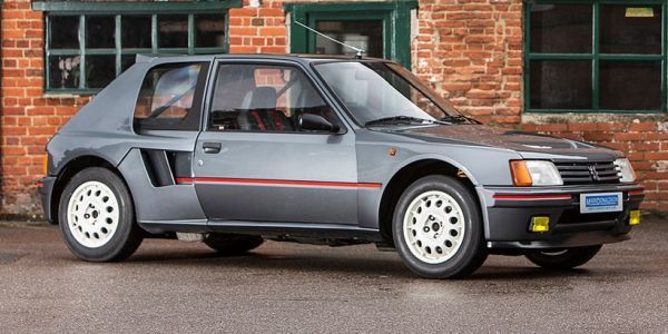 Otoban Faresi Peugeot 205