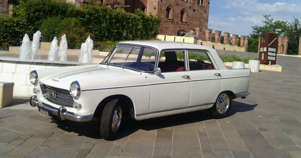 Bir Fransız Efsanesi: Peugeot 404