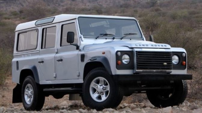 Land Rover Defender Arabalarının Evrim Hikayesi