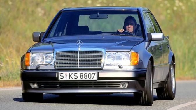 Mercedes'in En Sevilen Kasası W124