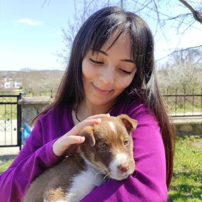 KızlarSoruyor İçerik Editörü Esra Bayram Kızlar Bir Adım Öne Diyerek Sorularımızı Yanıtladı, Kendini Anlattı! 😍