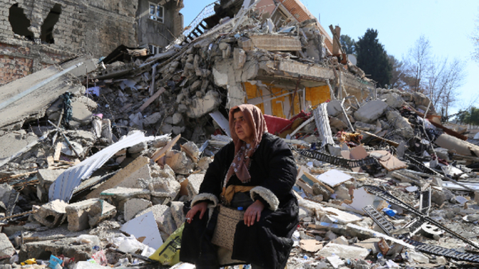 Deprem Bölgesinde Kadın Sağlığını Hangi Riskler Tehdit Ediyor?