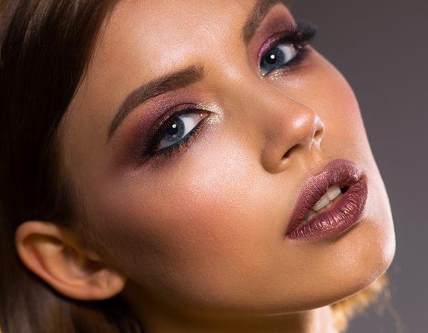 LOréal Paris Lash Paradise Maskara İncelemesi, Yorumları, Avantajları ve Dezavantajları