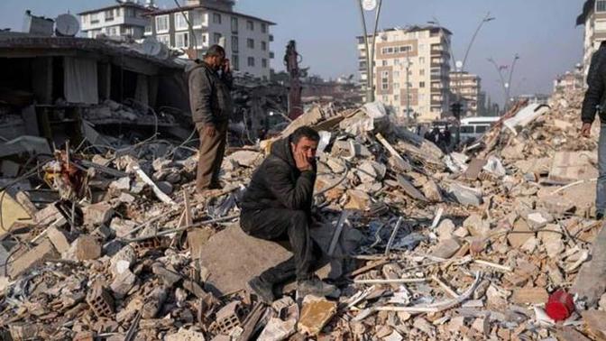 Deprem Sonrası Tek Başına Hayatta Kalma Mücadelesi