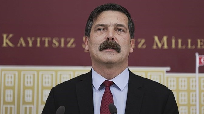 Karizmasıyla Gönülleri Kazanan Erkan Baş'la İlgili Atılmış 4 Popüler Tweet!