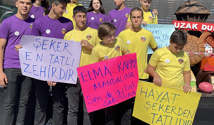 1 Ayda 10 Kiloya Yakın Kilo Verme Hikayem